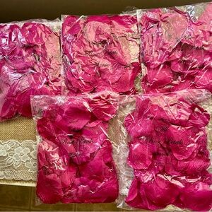 Silk Rose Petals in Vibrant Pink